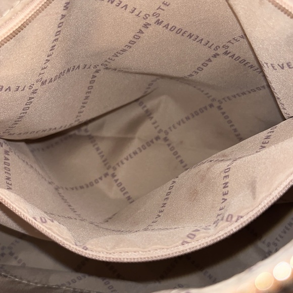 Steve Madden bag. Handbag. Purse. Pocketbook. - Picture 12 of 13